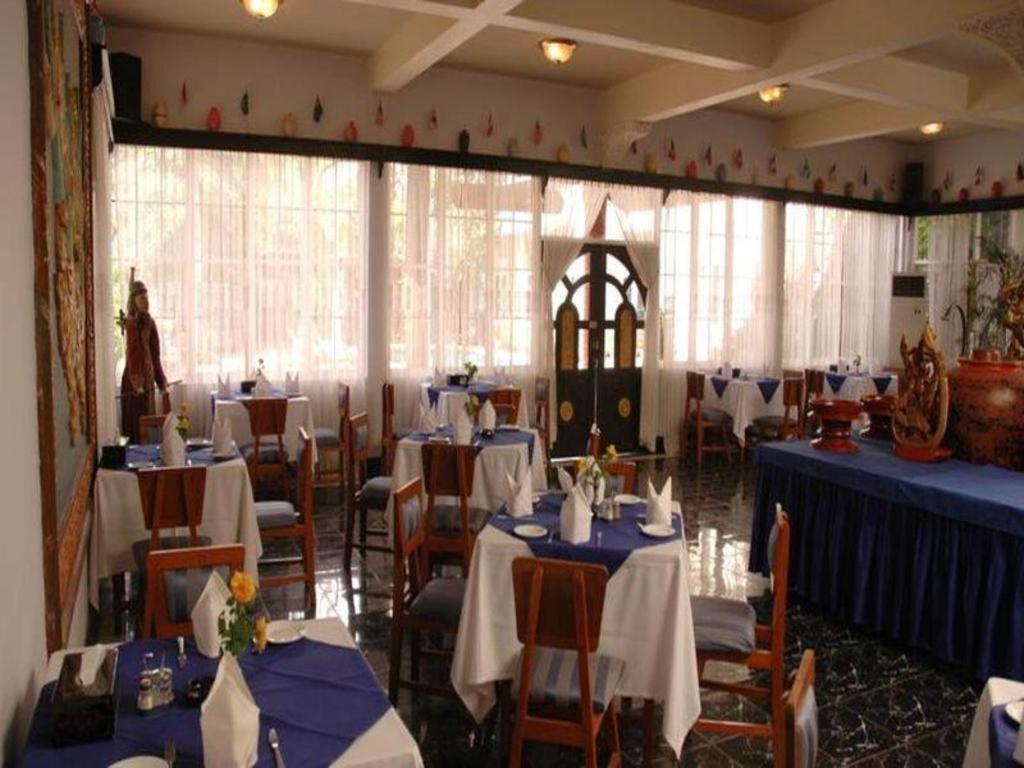מנדלאי Emerald Land Hotel מראה חיצוני תמונה