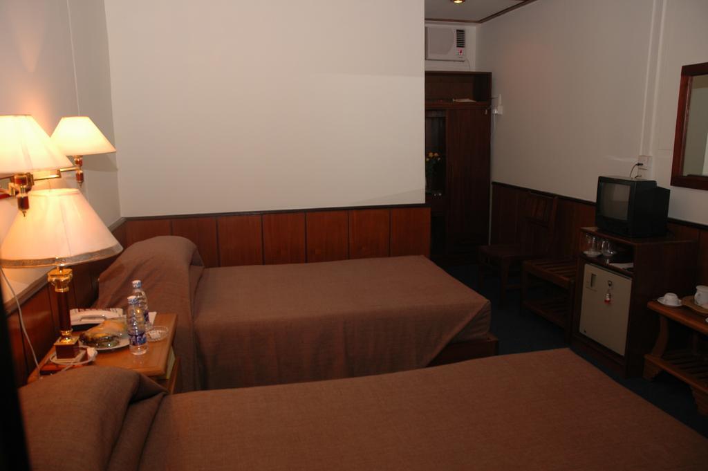 מנדלאי Emerald Land Hotel חדר תמונה