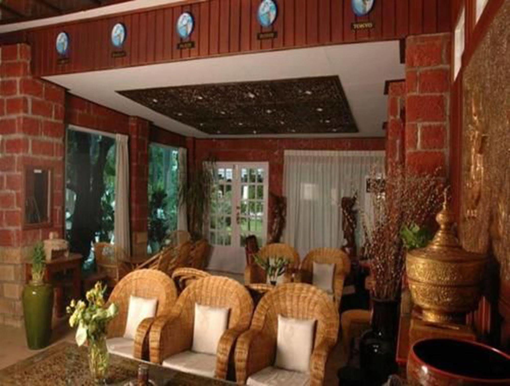 מנדלאי Emerald Land Hotel מראה חיצוני תמונה